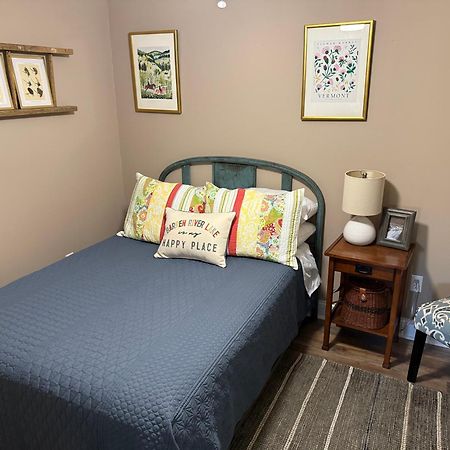 Barren Breeze Bed And Breakfast Lucas Екстер'єр фото